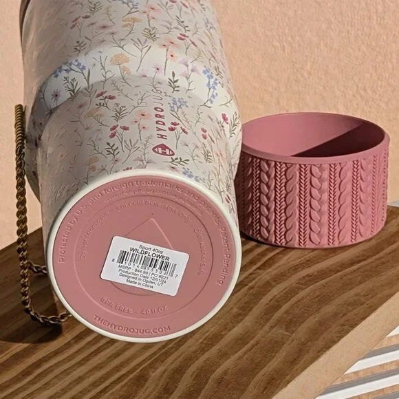 🌸 LIMITED EDITION HydroJug 40oz Sport, WILDFLOWER + Custom Boot - Picture 7 of 7